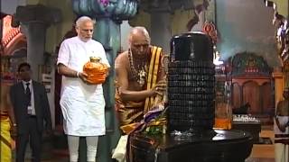 PM Modi offers prayers at the Naguleswaram Temple in Jaffna Sri Lanka [upl. by Ande]