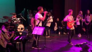 Chris Martin of Coldplay Surprises the Crowd and Joins 8th Grade Rock Band [upl. by Rockie]