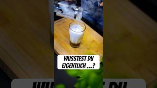 So schäumst du Milch in SEKUNDEN auf ☕✨ tippsundtricks [upl. by Erl]