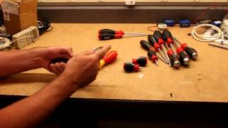 Wiha softfinish screwdriver review  extra heavy duty bit holders measuring and driveloc [upl. by Onitnerolf]