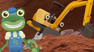 The Mini Digger  Geckos Garage  Construction Vehicles For Children  Learning For Kids  Gecko [upl. by Idona464]