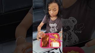 Makan Menu favorit di Solaria bareng Nala makan solaria chickencordonbleu bihungoreng mukbang [upl. by Battista]