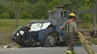 Une famille décimée dans un accident de la route à LacauSaumon [upl. by Emiaj]