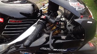 Aprilia RSVR fitting a Brembo RCS19 front brake pump [upl. by Rosina]