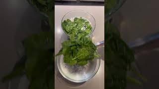 Spinach Avacado smoothie smoothie spinach banana tasty breakfast [upl. by Ecnadnak]