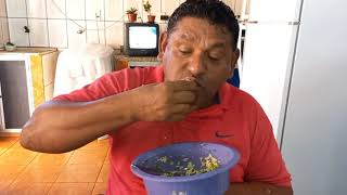 HOMEM GULOSO A MESA FRANGO AO MOLHO HOMEM GULOSO COMENDO TUDO TA TÃO TOTOSO [upl. by Arbmat]