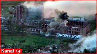 Ukrainian army fired missiles at helpless Russians who were besieged in factory area in Volchansk [upl. by Geneva286]