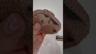 Sicherheitsaugen anbringen  machst du das auch so hakeln häkeln amigurumi crochet diy [upl. by Nobell]