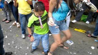 Niño Caleño bailando Choke [upl. by Lough]