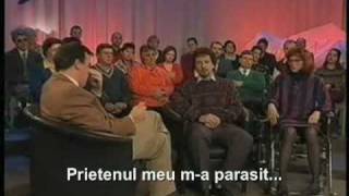 Prezentator care nu se poate abtine din ras subtitrare RO [upl. by Rhiamon]