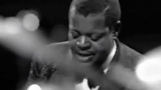 LImpossible Oscar Peterson Trio 1968 [upl. by Namhcan]