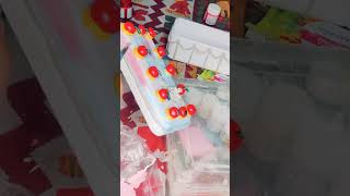 Making a easy cake box with mouldit clay 🎂 [upl. by Jessamine]