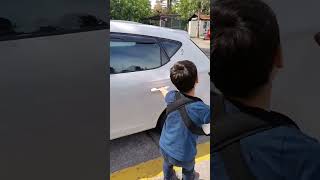 Toygar kolunu kırdı arabaya binmiyor shorts car araba [upl. by Ofori]