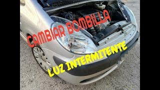 CAMBIAR BOMBILLA INTERMITENTE CITROEN XSARA PICASSO [upl. by Lenad]