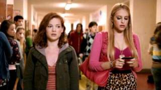 ¡Narices Suburgatory Fuera de lugar en Cosmopolitan TV [upl. by Rolyks]