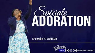 Mwen mache nan  Près de Jésus Ici bas bonheur Spéciale adoration avec Sr Fendie N LAFLEUR [upl. by Aerdnaz744]