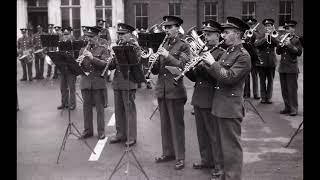 quotNational Emblemquot Bagley Band of the Royal Artillery Woolich 1940 [upl. by Gilliam115]