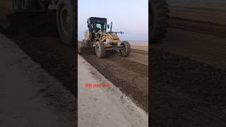 Oprator danveer singh👷 youtubeshorts graderwork grader moradabad jcb excavator catequipment [upl. by Elleira]