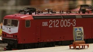 Modelleisenbahn Deutschland Express in Gelsenkirchen  eine der größten Märklin Modellbahn [upl. by Egres]