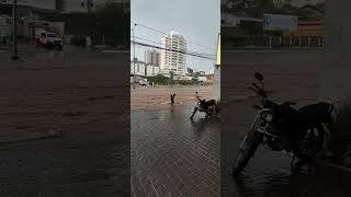 Alagamento e chuva na Rondon Pacheco em Uberlândia hoje 3010 46 [upl. by Ramsdell]