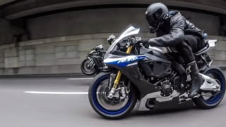 17 Yamaha R1M vs 18 Kawasaki ZX10R [upl. by Rucker983]