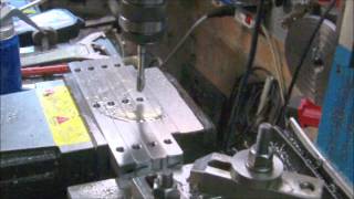 vidéo perçage et taraudage HBM45 CNC [upl. by Aicina397]