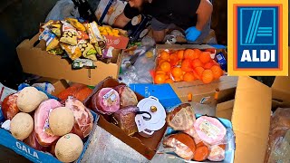 WOW We FOUND A TON OF FRESH FOOD DUMPSTER DIVING [upl. by Nibot]