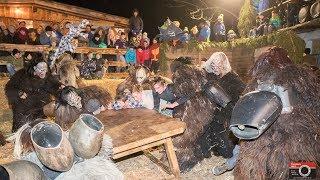 Krampus Teufel Tischziachn in Nussdorf Debant Mairjoslhof Toiflgruppe [upl. by Nanji854]