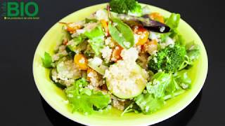 Recette Bio  Salade de Quinoa aux légumes [upl. by Sukramal445]