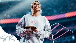 Does God Love Me  Sadie Robertson Preaching  Passion 2020 [upl. by Ydrah671]