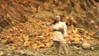 ETHIOPIAN MUSIC 2010  AMSAL MITIKE yizemilishalflv [upl. by Cilegna]