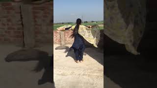 Main dekhu teri photo slow motion video royalgills2017 [upl. by Livvi186]