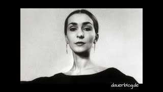 Momente mit 💃 Pina Bausch 💃 Modernes Tanztheater Nostalgie 80er subtitles [upl. by Weisburgh]