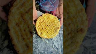 Sahiwal ka kulcha Tak walk🧇🥞🥰👈 food bilalkabeer streetfoodrecipes recipe Subscribe My canal [upl. by Grosz]