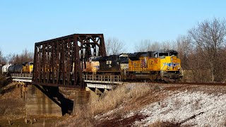 A Day on UP’s Chester Sub in Southern Illinois 122623 [upl. by Assenahs]