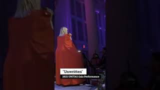 Natasha Bedingfield Performs quotUnwrittenquot At The 2022 Unitas Gala [upl. by Ellevart]