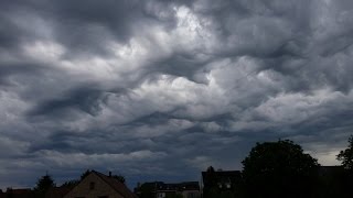 Onweer 8910 juni 2014 blikseminslagen thunderstorm asperatus lightning strike [upl. by Huntlee298]