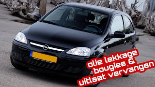 Lekke Kleppendeksel pakking bougies en uitlaat vervangen Opel Corsa [upl. by Ellennahc391]