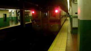 SEPTA REGIONAL RAIL THORNDALE AND AIRPORT TRAINS AT SUBURBAN STATION [upl. by Eidassac]