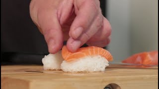 Slik lager du Nigiri sushi [upl. by Annuahs]