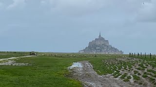 Horssérie Mont Saint Michel  Témoignage Don Pierre [upl. by Oslec]