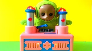 Teletubbies Tubby Custard with Light and Sounds تلتبيز [upl. by Oliy32]