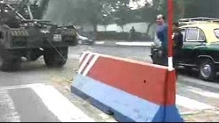 Devyani Khobragades arrest police lift barricades outside US embassy in Delhi [upl. by Llenrahc941]