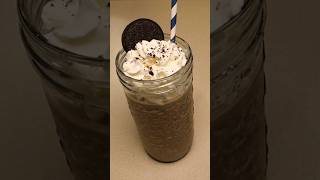 Frappe de Oreo shorts frappeoreo oreo [upl. by Ahsykal]