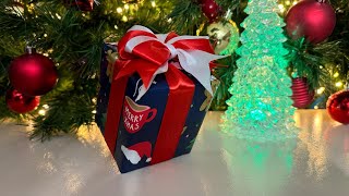 → slow video 🎀⭐️ use a RIBBON with 2 COLOURS 🎁 christmas giftwrapping [upl. by Kessiah]