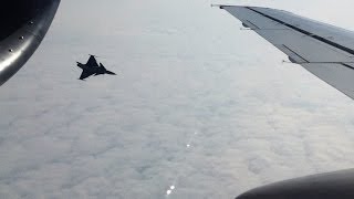 Saab gripen сопровождает российский ТУ134 [upl. by Evalyn]