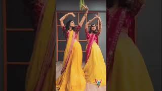 Mathe bindiya aankhon mein kajal youtubeshorts [upl. by Loseff]