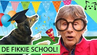 HOE VOORKOM je UITVALLEN naar andere HONDEN  Fikkie School [upl. by Yatnod642]