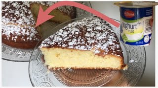 BLITZKUCHEN Einfacher und leichter Joghurtkuchen JoghurtbecherkuchenBecherkuchen Rezept [upl. by Sanfo]