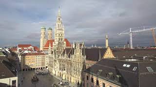 Webcam München Marienplatz mit dem Alten Rathaus [upl. by Eatnoled]